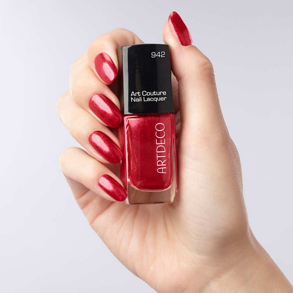 Fashion week Couture art artdeco nail lacquer summer collection for woman Fashion style Couture art artdeco nail lacquer summer collection for woman