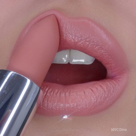 Mineral lipstick #Diva