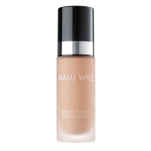 Malu Wilz velvet touch foundation 32